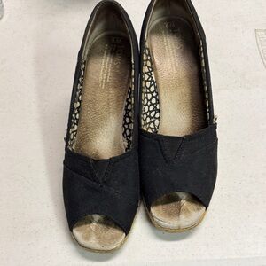 Toms Black Peep-Toe Espadrilles